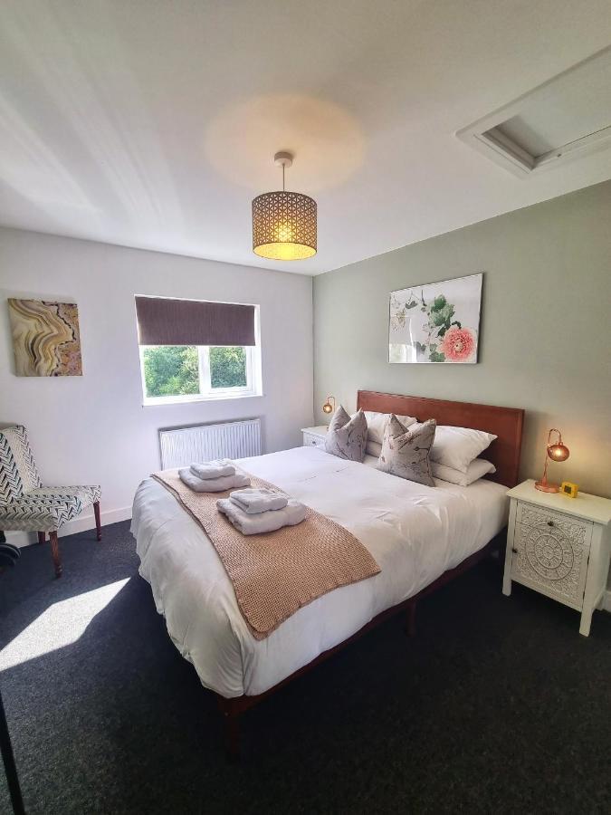 No.2 Bloom Apartments, باث المظهر الخارجي الصورة
