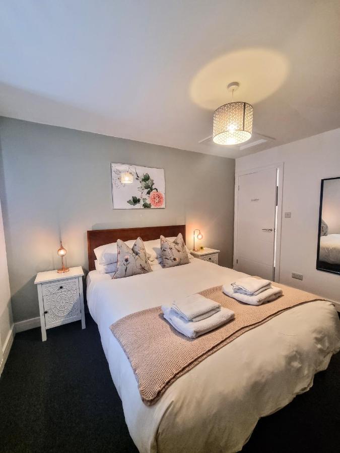 No.2 Bloom Apartments, باث المظهر الخارجي الصورة